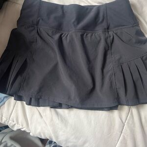 Athletic skirt